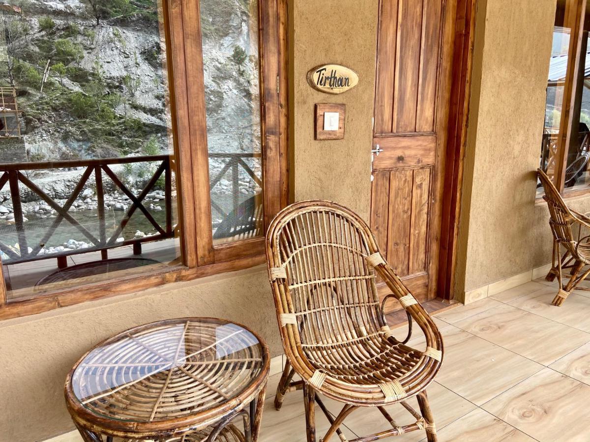 Shivadya Tirthan - Tirthan Valley Gushaini Exterior photo